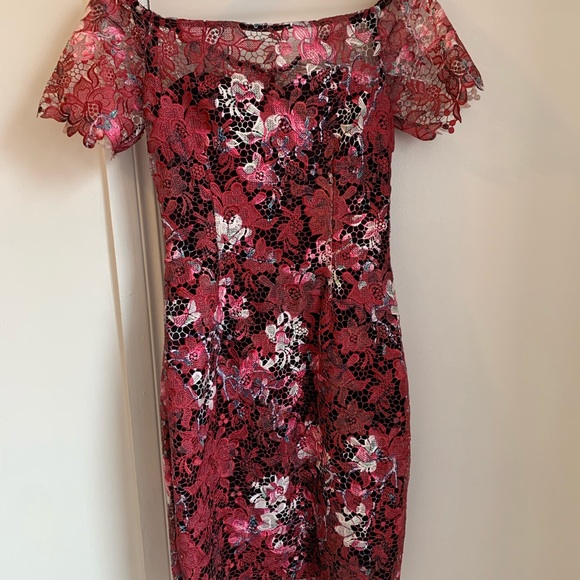 *SOLD* Paper Dolls Bardot Floral Midi Dress - Picture 7 of 7
